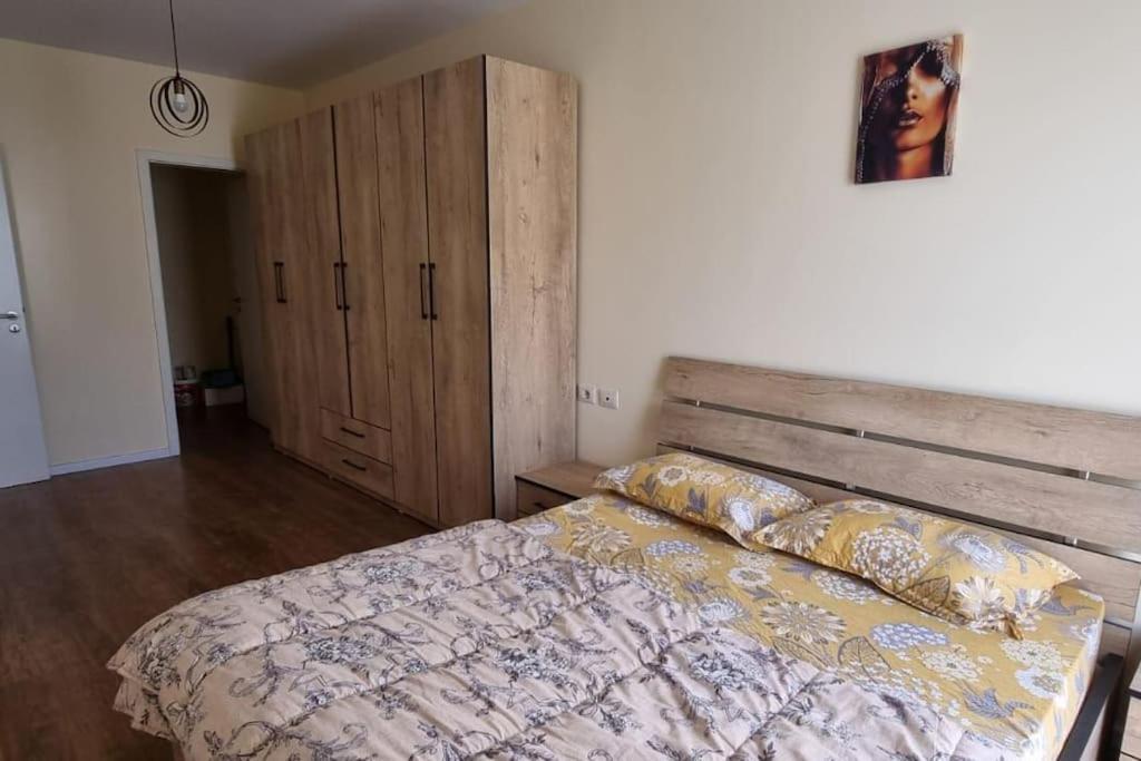 New & Great Located Apartment Near Center Tirana Zewnętrze zdjęcie